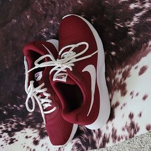 Womens Nike Tanjun Sneaker